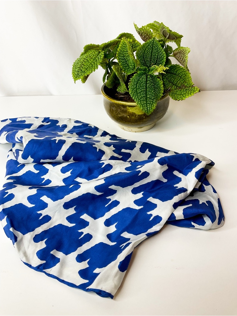 Vintage Silk Jacquar Blue & White Abstract Print Scarf